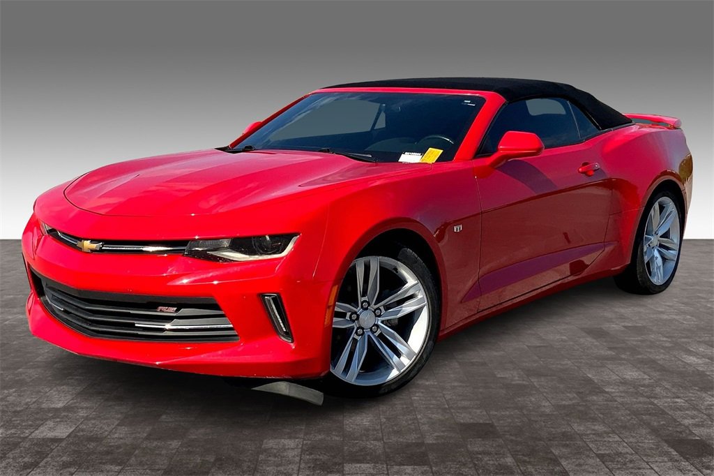 2016 Chevrolet Camaro 2LT photo 2