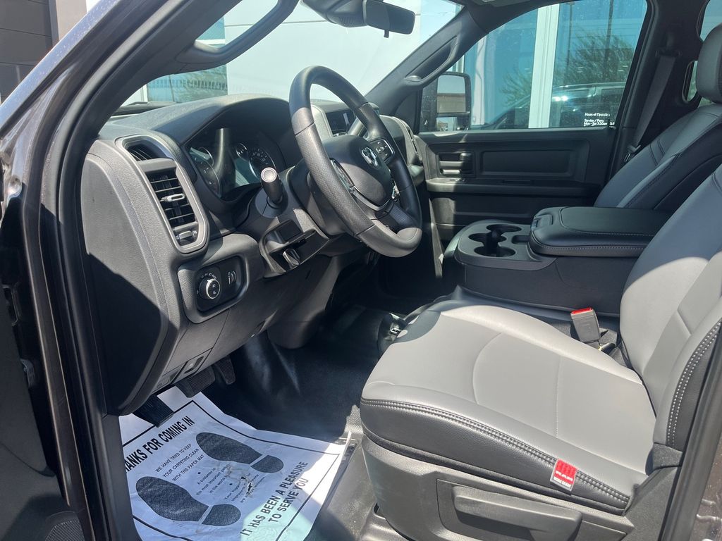 2025 Ram 2500 Tradesman photo 21