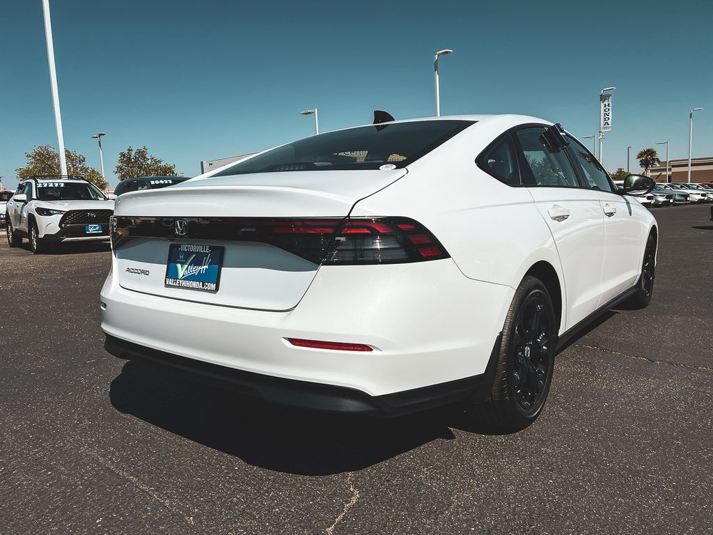 2025 Honda Accord SE photo 7
