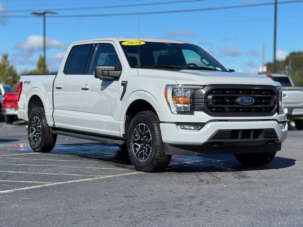 2023 Ford F-150 XLT photo 2