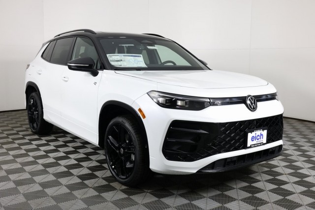 Volkswagen Tiguan ホワイト SUV Used 2022 White Volkswagen Tiguan SUV For Sale Near Me