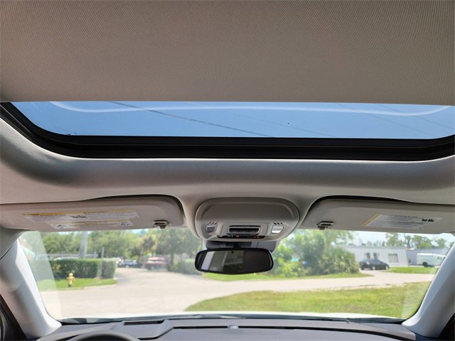 2025 Buick Envision Sport Touring photo 12
