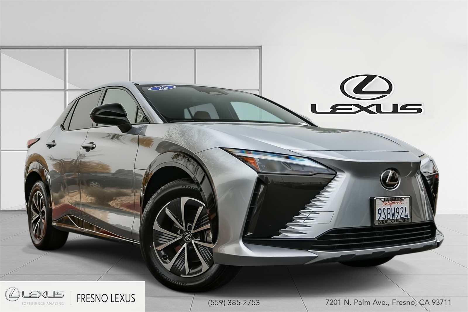 2025 Lexus RZ Luxury's photo