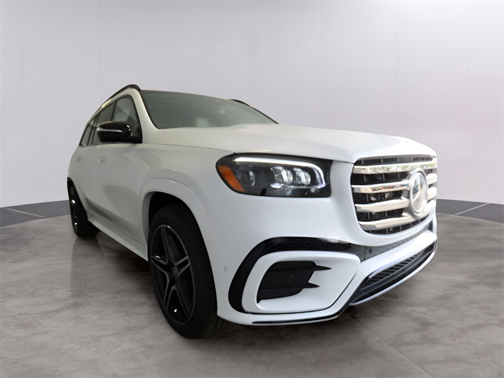 2025 Mercedes Benz GLS 450 4MATIC photo 2