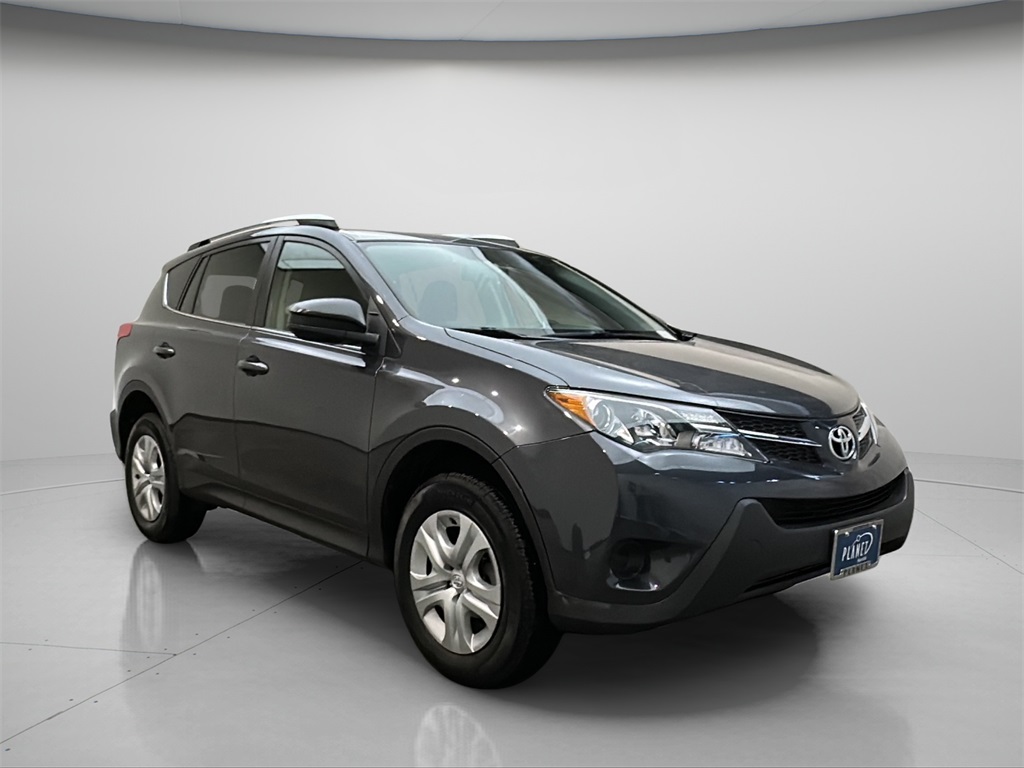 2014 Toyota RAV4 LE's photo