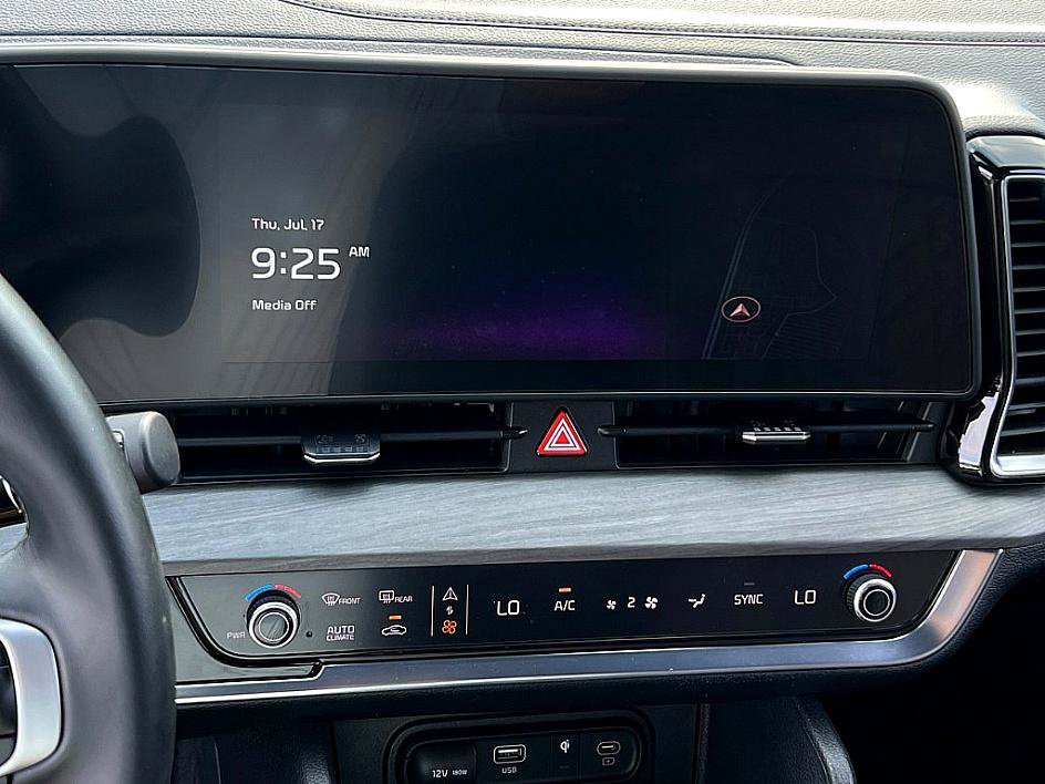 2024 Kia Sportage X-Line photo 11