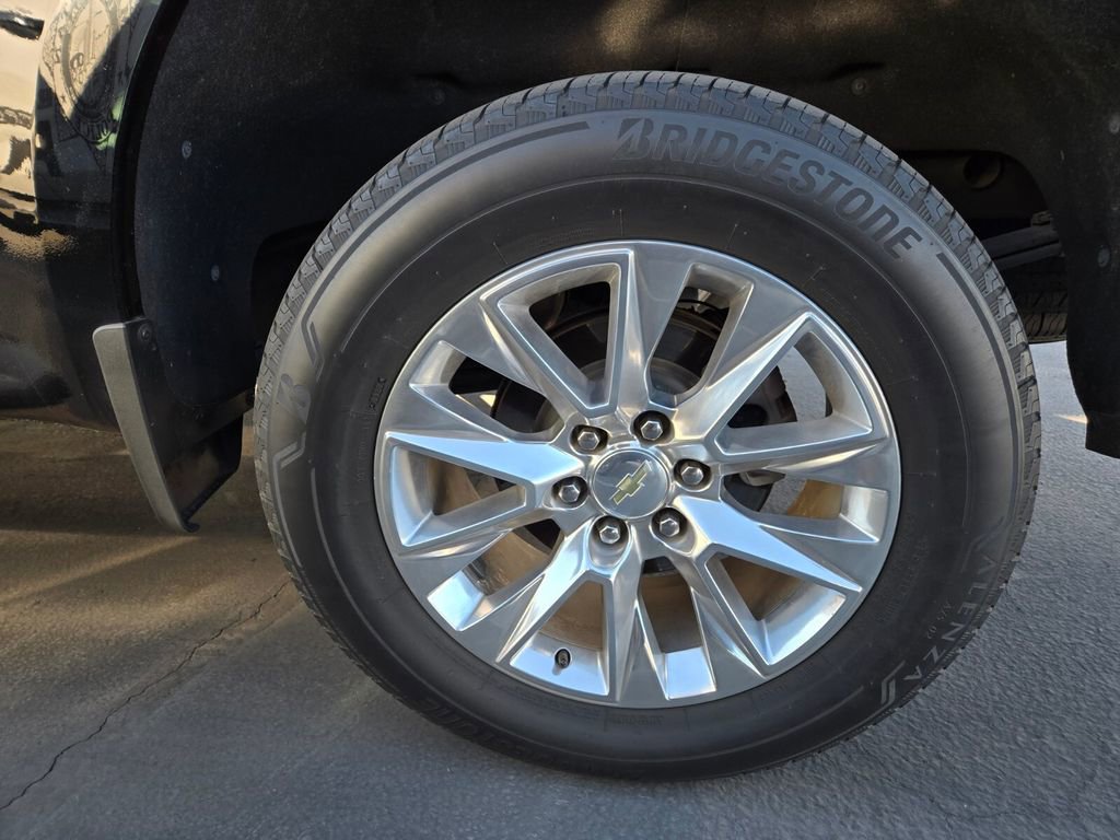 2021 Chevrolet Silverado 1500 LTZ photo 3