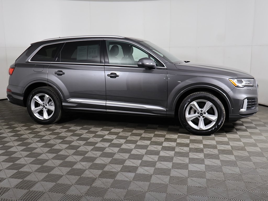 2022 Audi Q7 45 Premium Plus photo 17