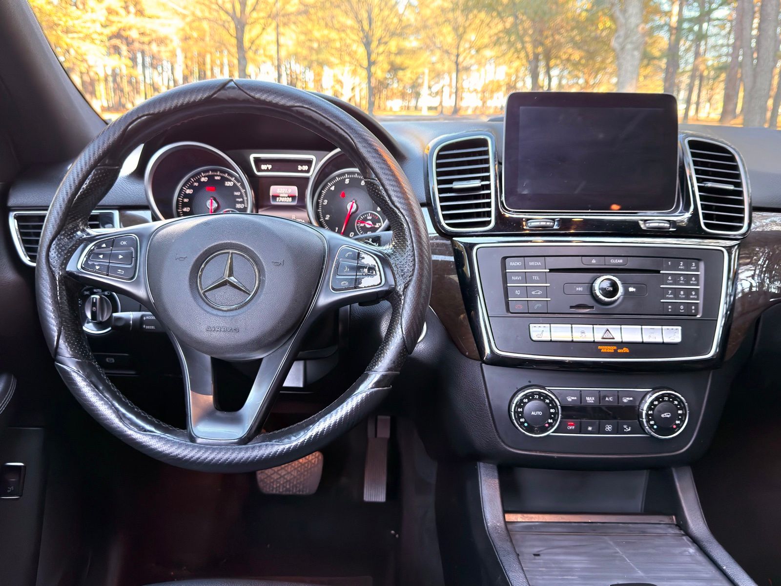 2016 Mercedes Benz GLE 350 4MATIC photo 3