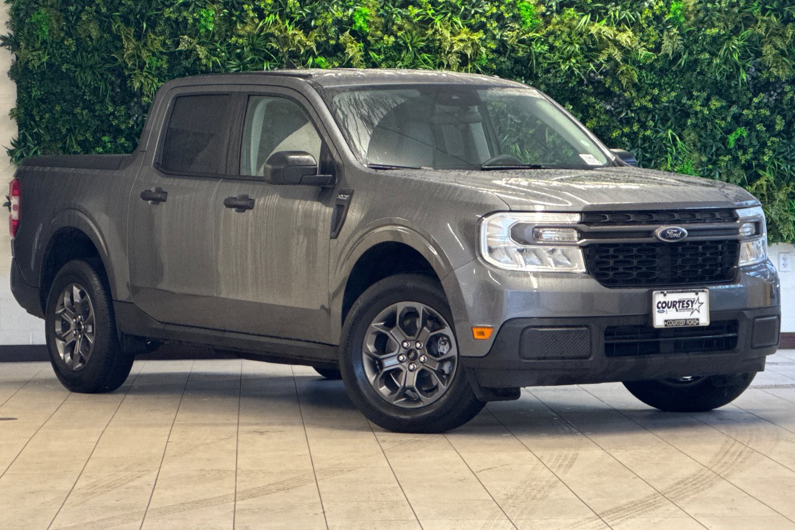 2022 Ford Maverick XLT's photo