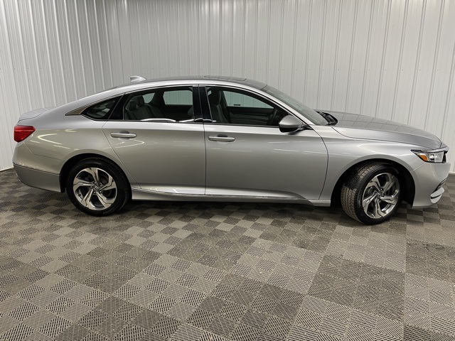 2020 Honda Accord EX photo 2