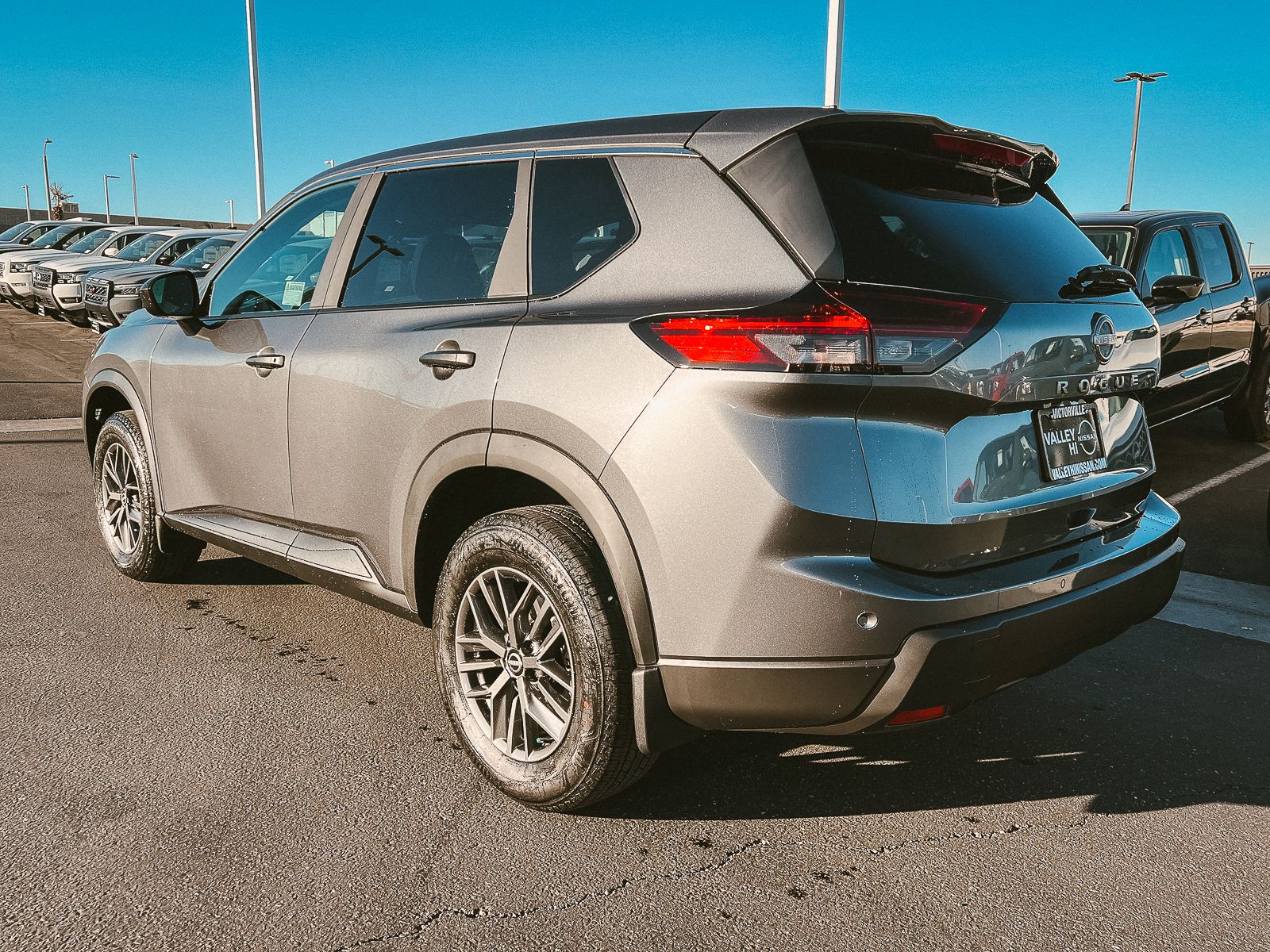 2026 Nissan Rogue S photo 3