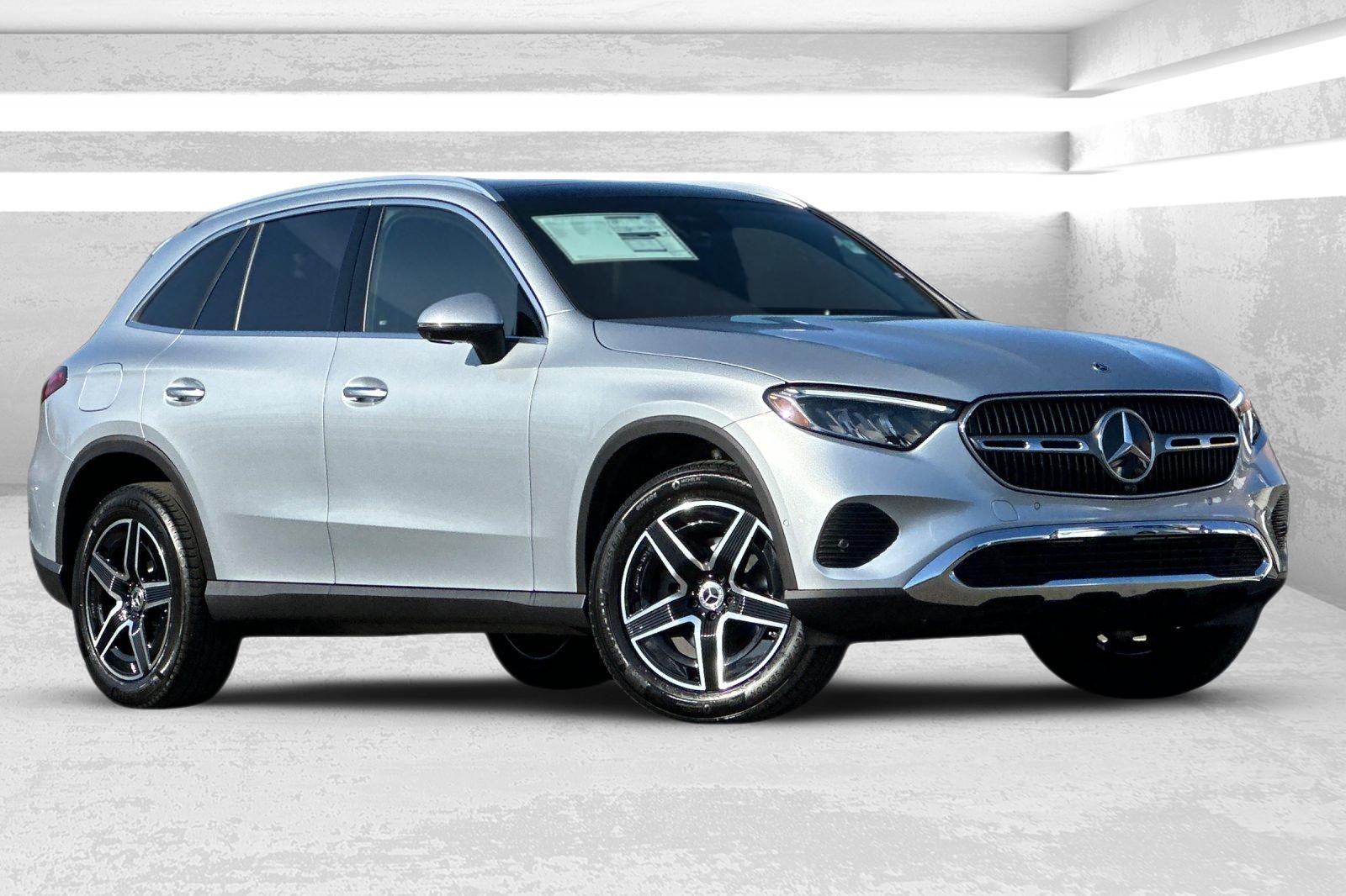 2026 Mercedes-Benz GLC Base's photo