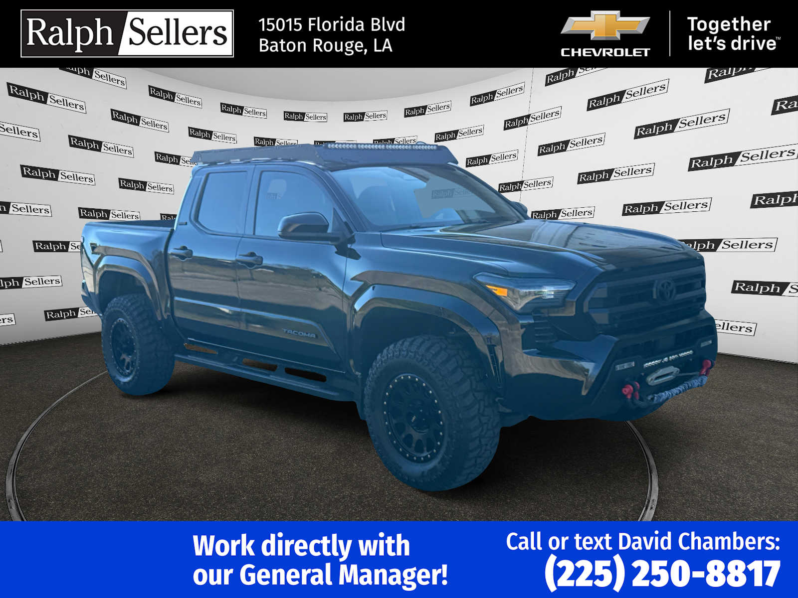 2024 Toyota Tacoma SR5's photo