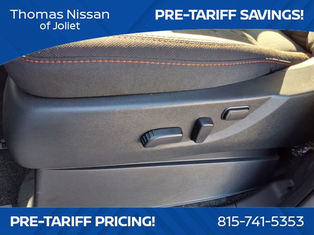 2025 Nissan Frontier PRO-4X photo 11