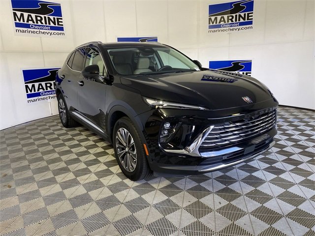 2025 Buick Envision Preferred's photo