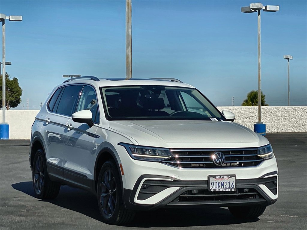 2022 Volkswagen Tiguan SE photo 3