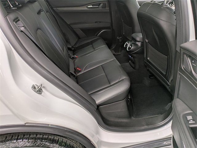2022 Alfa Romeo Stelvio Ti photo 24