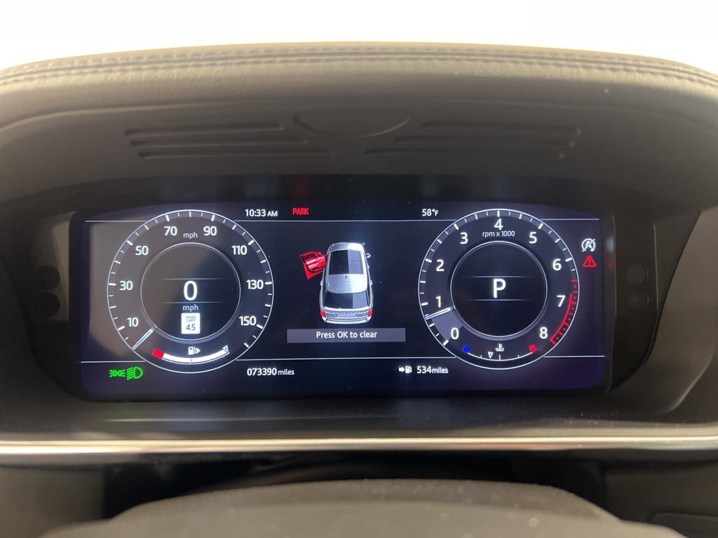 2020 Land Rover Range Rover HSE photo 13