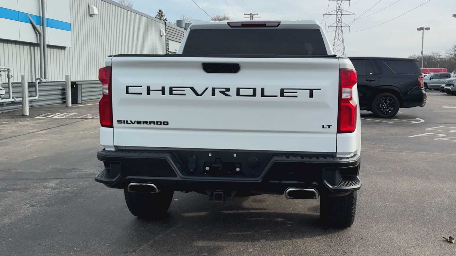 2021 Chevrolet Silverado 1500 LT Trail Boss photo 3