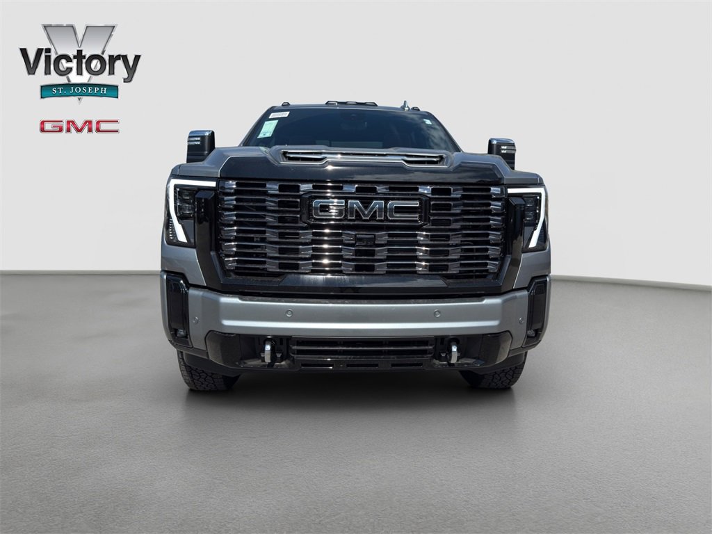 2026 Gmc Sierra 2500 HD Denali photo 3