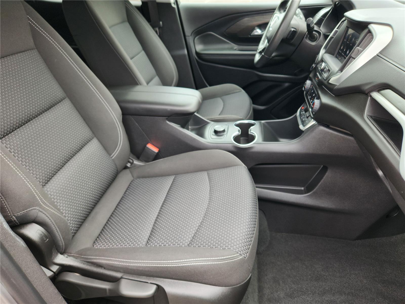2024 Gmc Terrain SLE photo 14