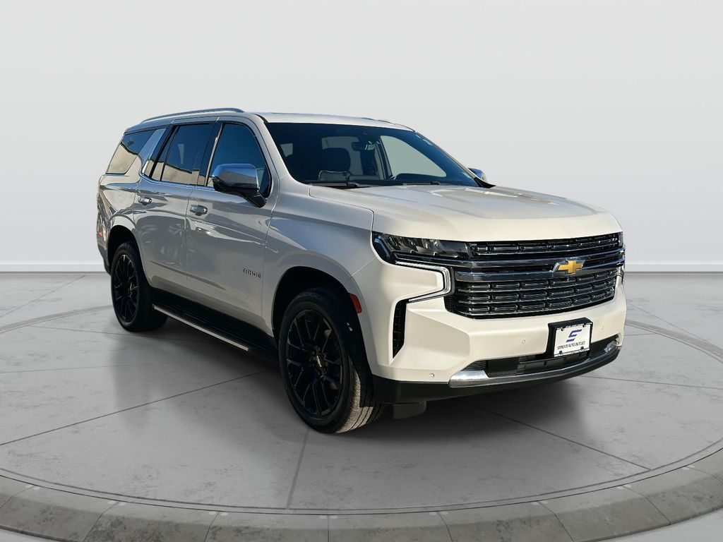 2022 Chevrolet Tahoe Premier's photo