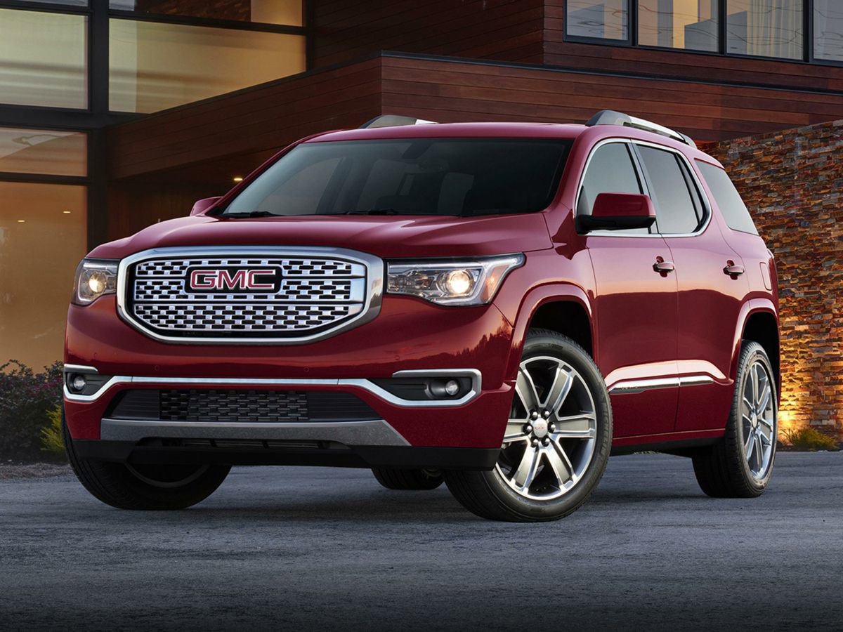 2019 GMC Acadia Denali's photo