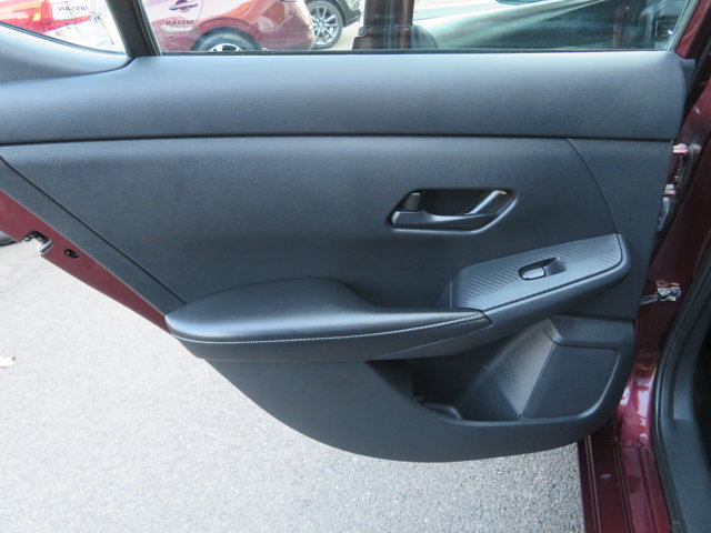 2024 Nissan Sentra SV photo 16