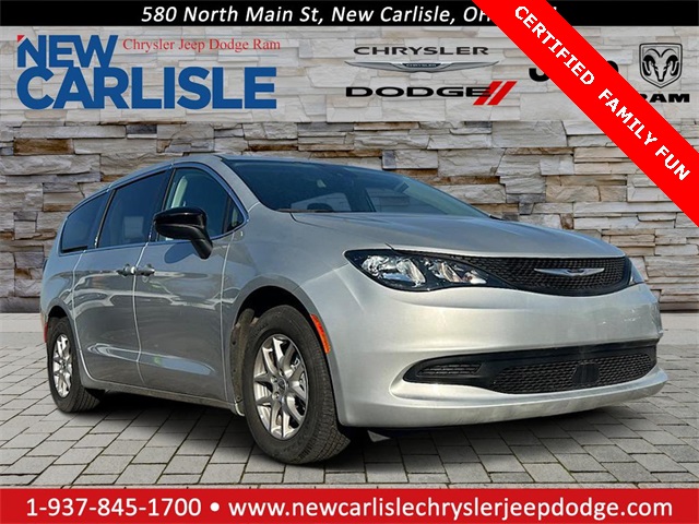 Pre-Owned 2024 Chrysler Voyager LX With Navigation's photo