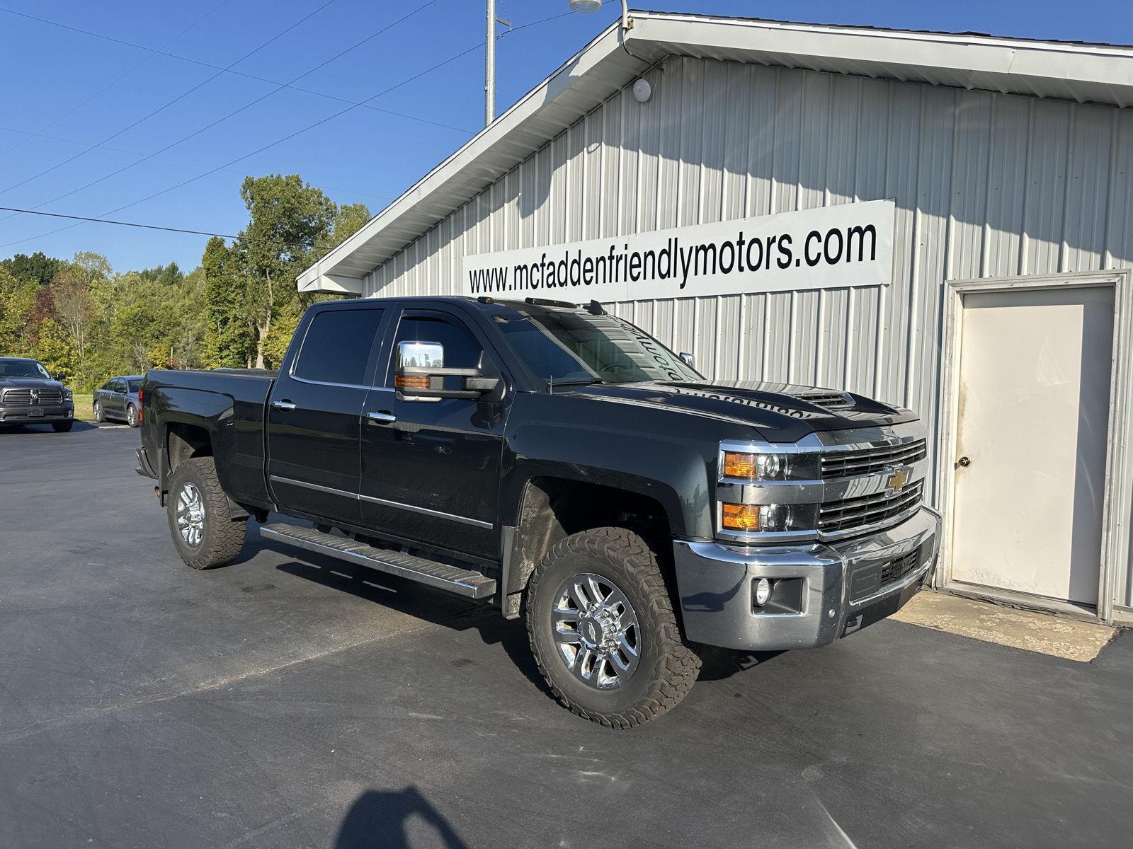 2019 Chevrolet Silverado 2500HD LTZ photo 3