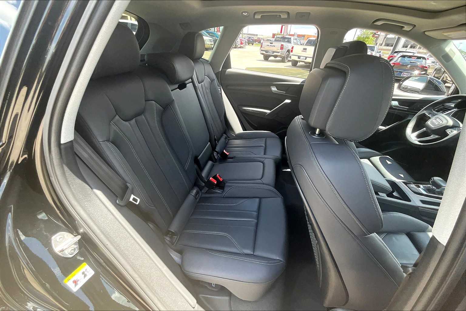 2024 Audi Q5 S line Premium Plus photo 19
