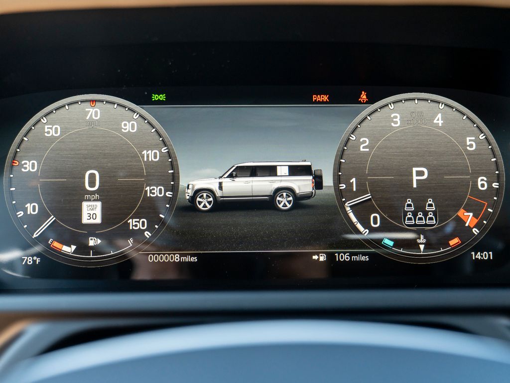 2025 Land Rover Defender 130 S photo 12