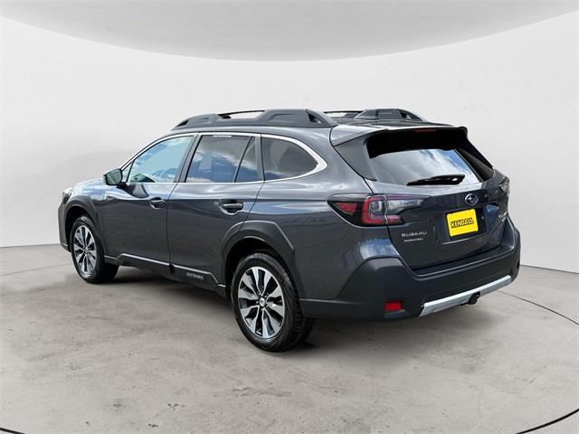 2023 Subaru Outback Limited XT photo 3