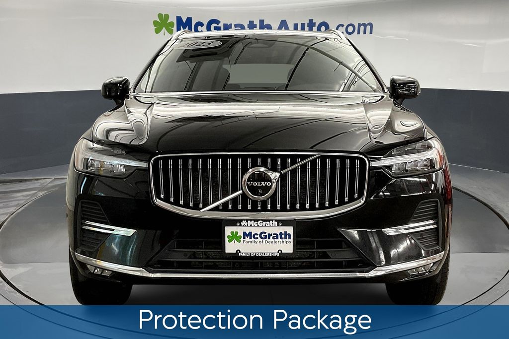 2023 Volvo XC60 B5 Plus photo 4