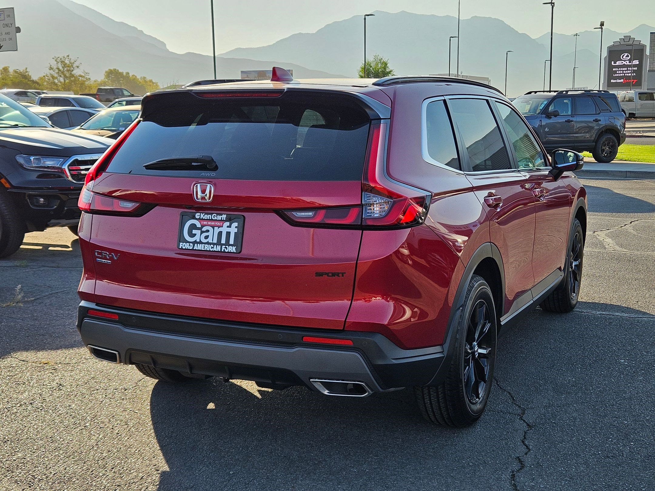 2025 Honda CR-V Hybrid Sport-L photo 3