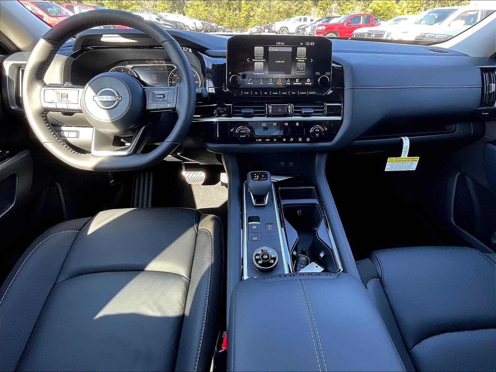 2025 Nissan Pathfinder SL photo 10
