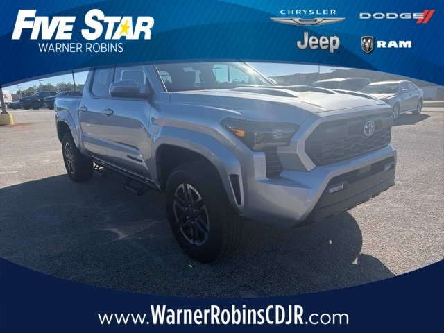 2025 Toyota Tacoma TRD Sport's photo