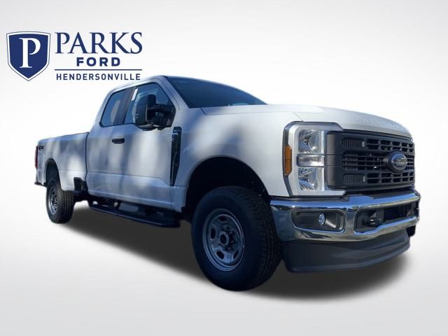 2026 Ford F-250 Super Duty XL's photo