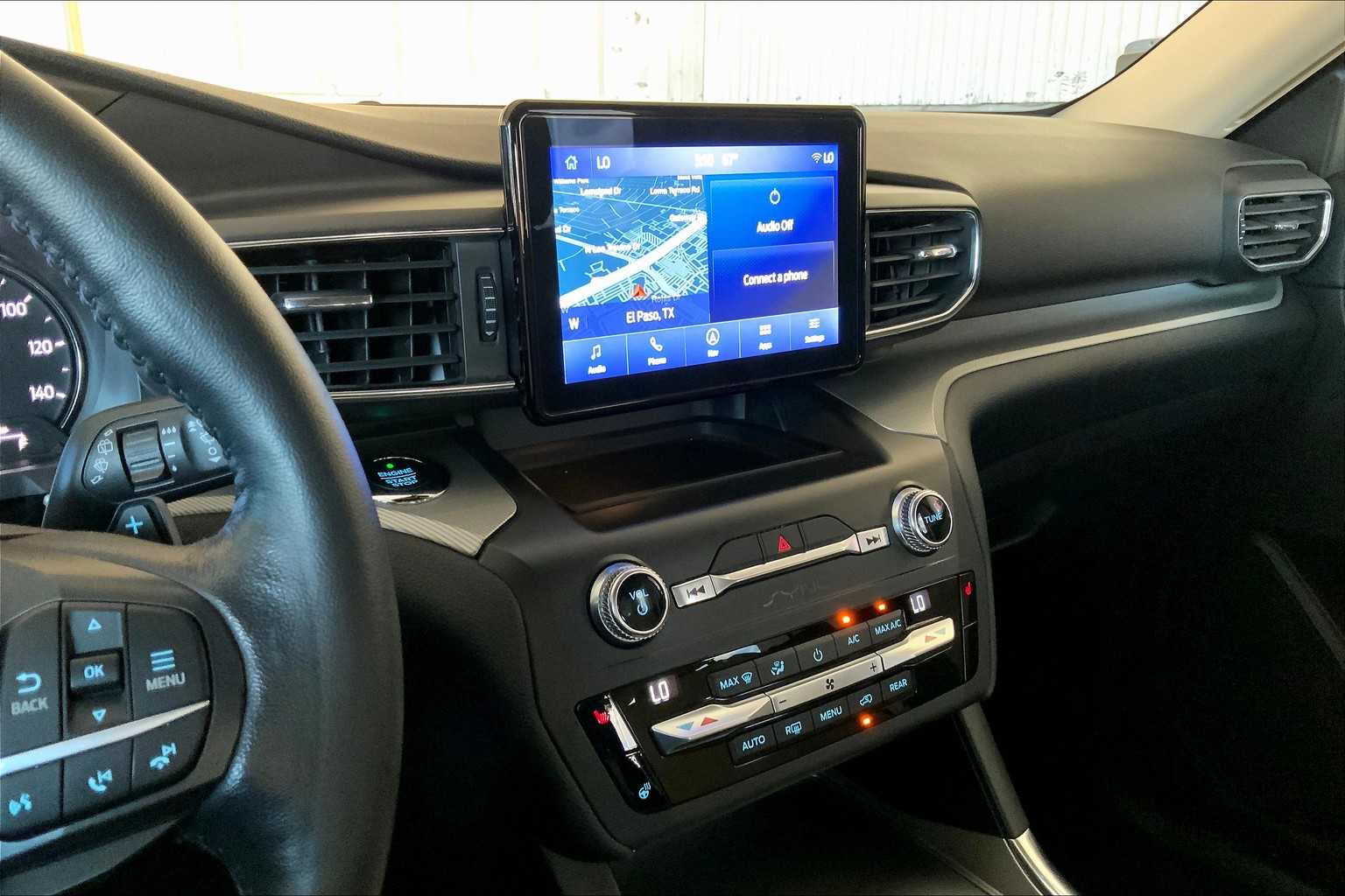 2020 Ford Explorer XLT photo 2
