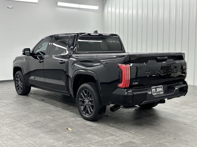 2023 Toyota Tundra Platinum CrewMax photo 2
