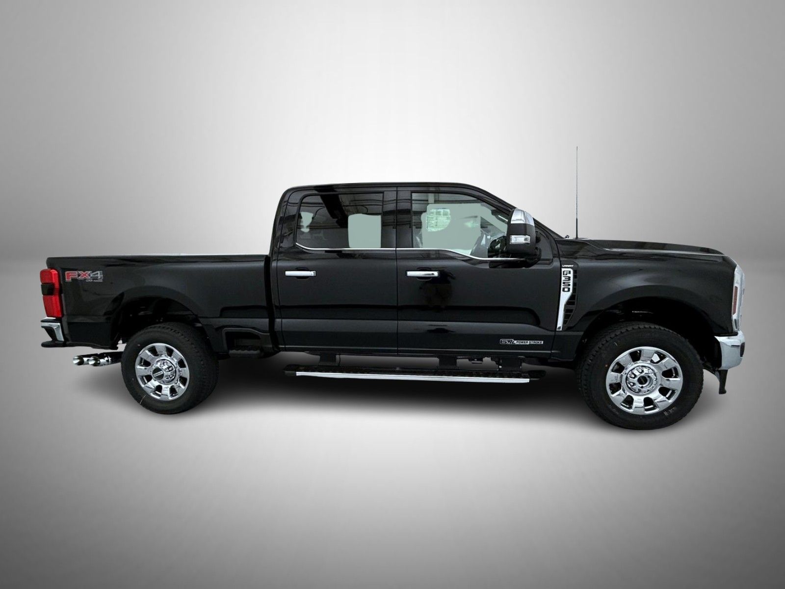 2025 Ford F-350 photo 4