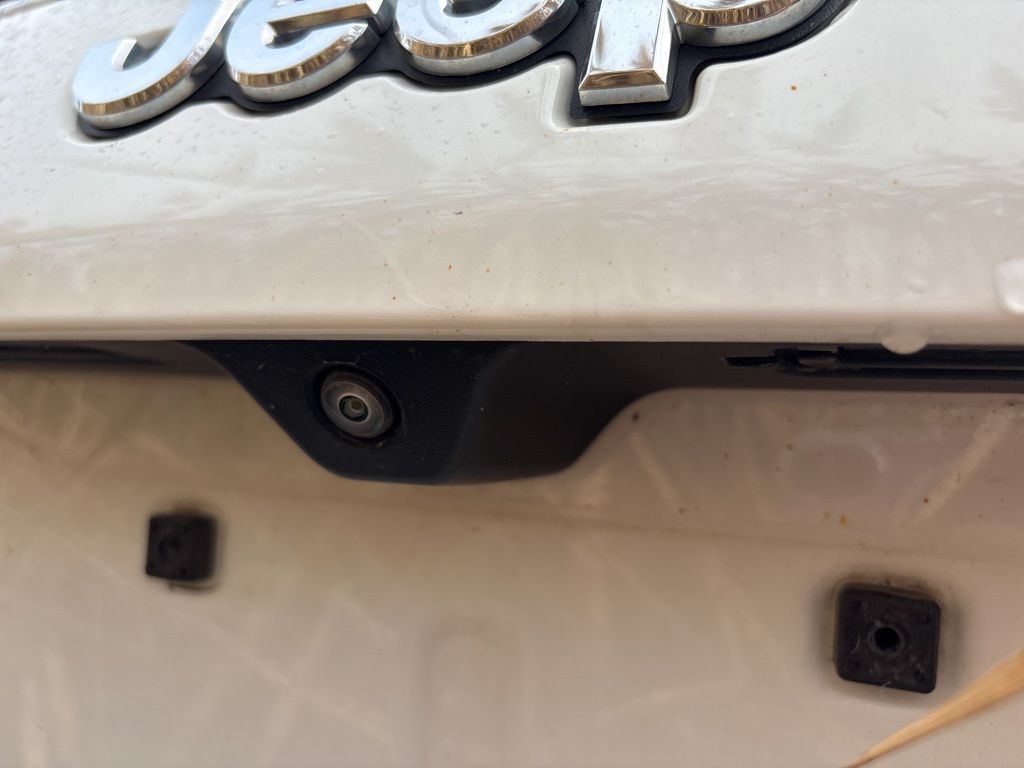 2022 Jeep Compass Latitude photo 4