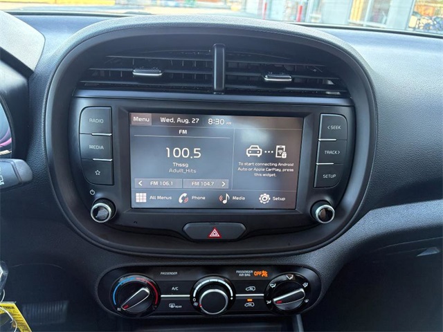 2023 Kia Soul LX photo 12