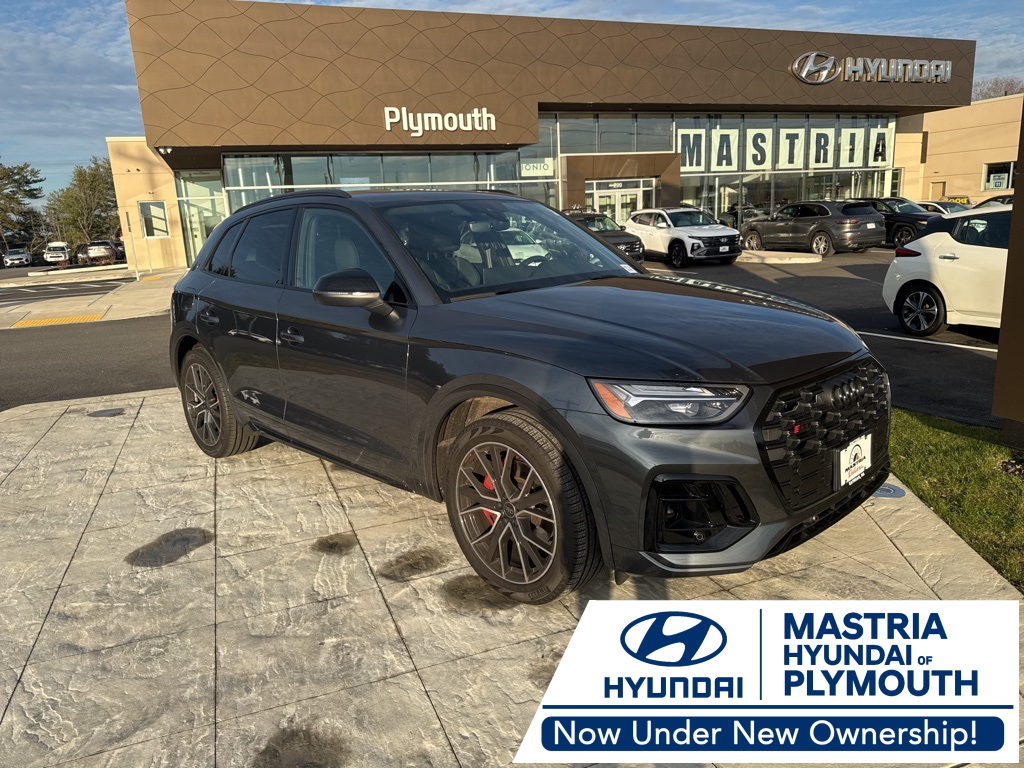 2025 Audi SQ5 Premium Plus's photo