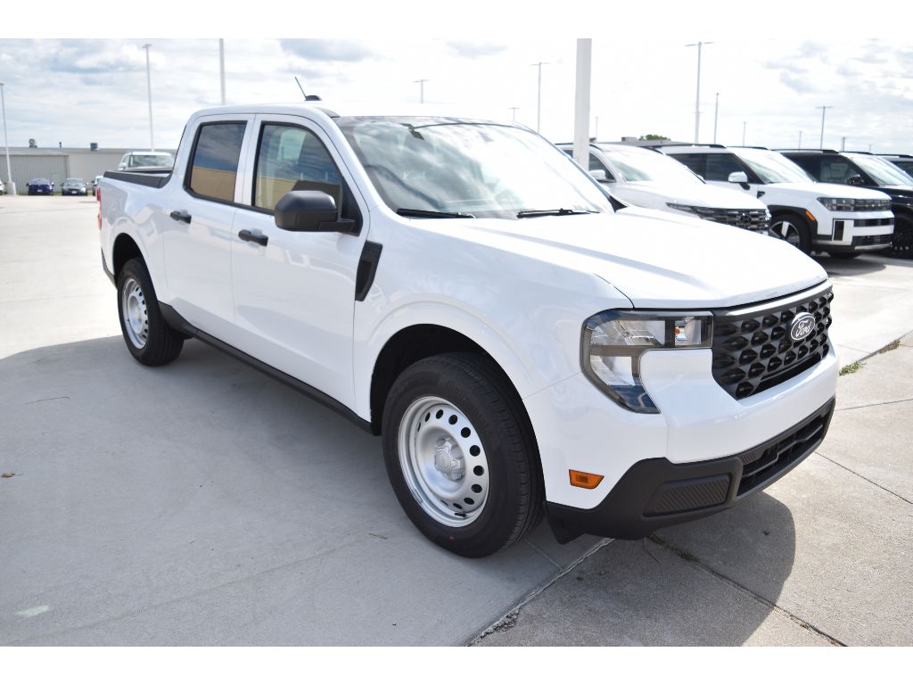 2025 Ford Maverick XL photo 2