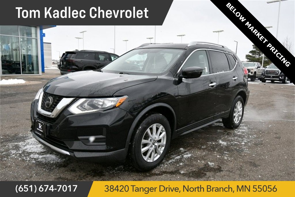 Used 2019 Nissan Rogue SV with VIN KNMAT2MV4KP500427 for sale in North Branch, Minnesota