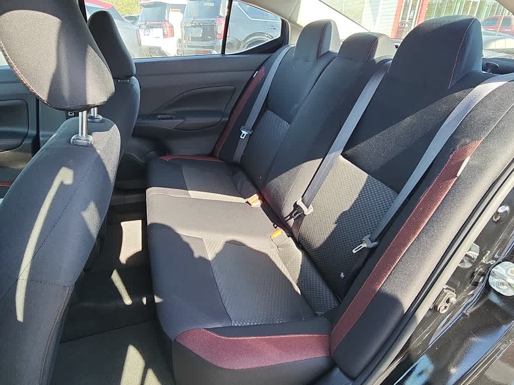 2025 Nissan Versa SR photo 7