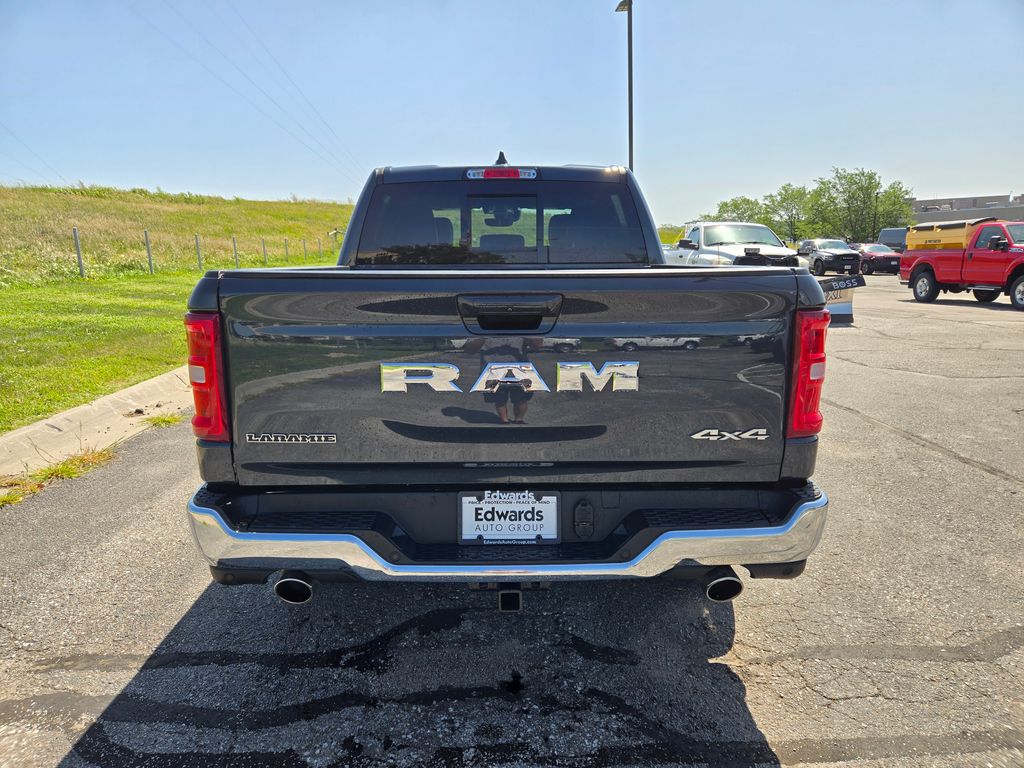 2025 Ram 1500 Laramie photo 4