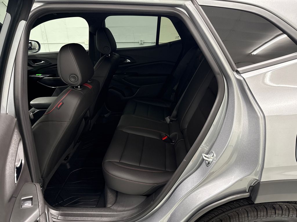 2025 Chevrolet Trax photo 28